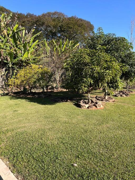 Tranquilo E Perto De Tudo Em Sr Sao Roque  Exterior photo